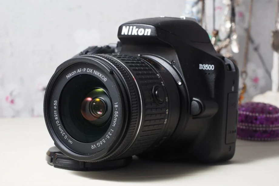 بهترین دوربین DSLR برای مبتدیان: نیکون D3500